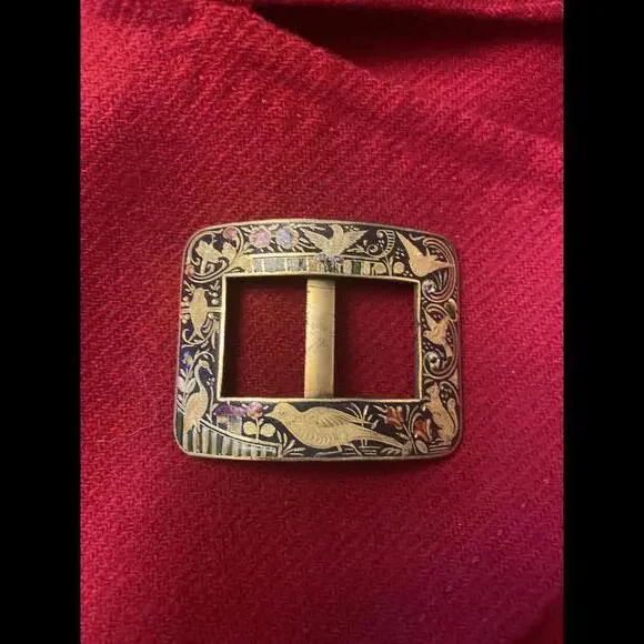 Vintage Decorative Belt Buckle with Floral Design - Picture 3 of 5